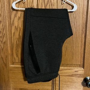 Men’s joggers